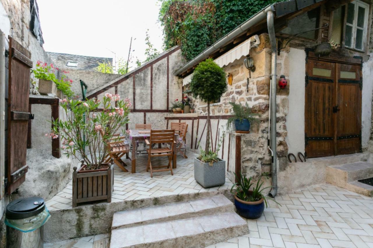 maison sans vis à vis dans centre historique Vila Terrasson Exterior foto